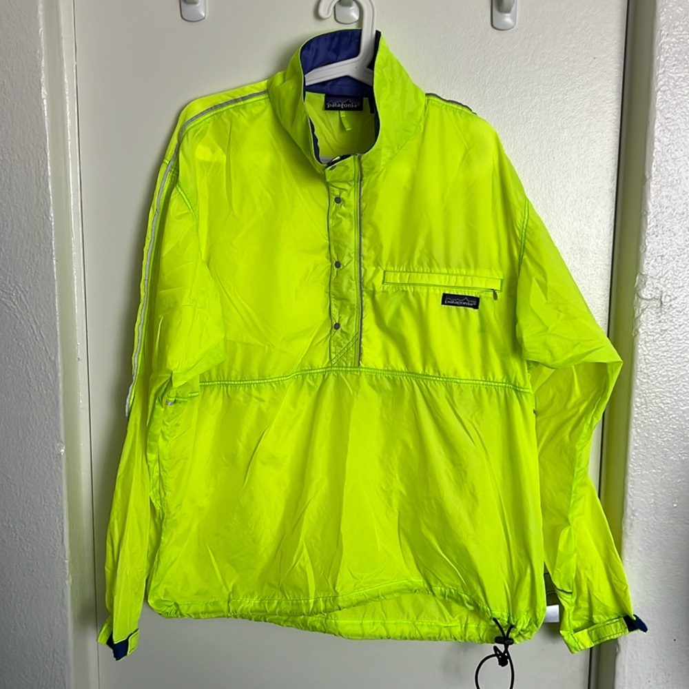 Patagonia windbreaker